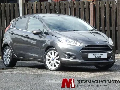 Used Ford Fiesta Titanium 100 HP (73 kW) 2016 Grey Hatchback