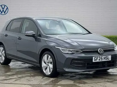Second-hand VW Golf VIII 204 CP (150 kW) 2025