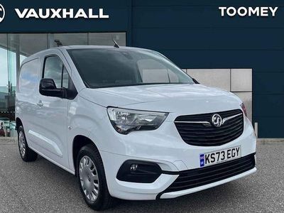 Second-hand Vauxhall Combo S 101 CP (74 kW) 2023 Alb Monovolum