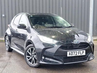 Used Toyota Yaris Hybrid Design 116 HP (85 kW) 2023 Black Hatchback