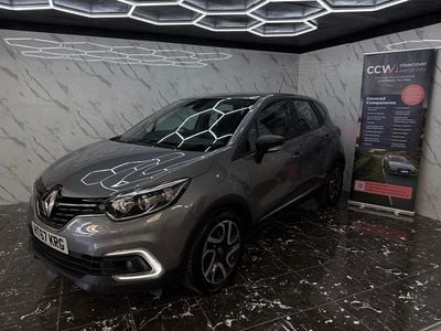 Second-hand Renault Captur Dynamique 90 CP (66 kW) 2018 Gri SUV