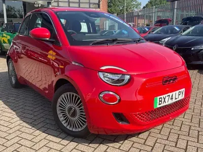 Used Fiat 500e Red 69 kW (95 HP) 2024 Red Hatchback