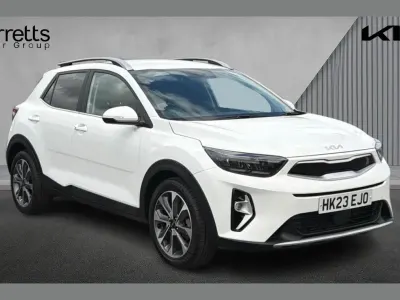 Used Kia Stonic 117 HP (86 kW) 2023 White SUV