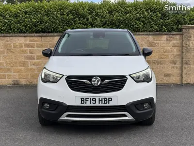 Used Vauxhall Crossland X Elite 82 HP (60 kW) 2019 White SUV