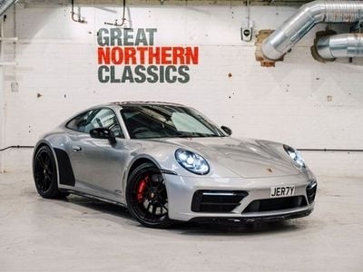 Porsche 911 Carrera GTS