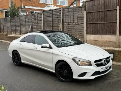 Used Mercedes CLA180 122 HP (89 kW) 2013 White Sedan