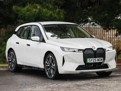 Used BMW iX Sport Line 300 kW (408 HP) 2025 Alpine white SUV