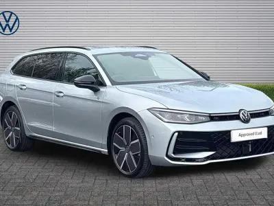 Used VW Passat Black Edition 272 HP (200 kW) 2026 Oyster silver Estate