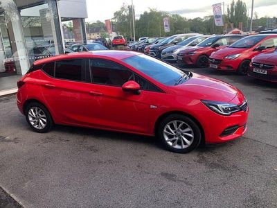 Used Vauxhall Astra Business Edition 130 HP (95 kW) 2020 Red Hatchback
