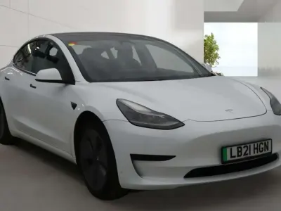 Used Tesla Model 3 Standard Range 208 kW (283 HP) 2021 White Sedan