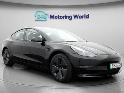 Black Used 2021 Tesla Model 3 Sedan | £20,600 (Fair price)