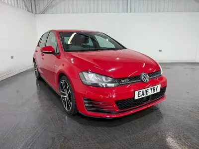 Used VW Golf VII GTD 184 HP (135 kW) 2016 Red Hatchback