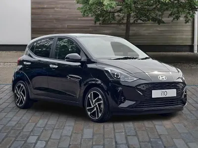 New Hyundai i10 Premium 83 HP (61 kW) 2026 Black Hatchback