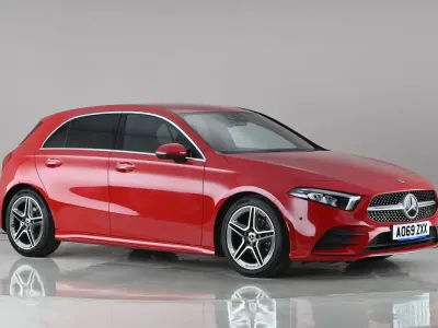Second-hand Mercedes A200 AMG Line Premium 2019 Roșu Hatchback
