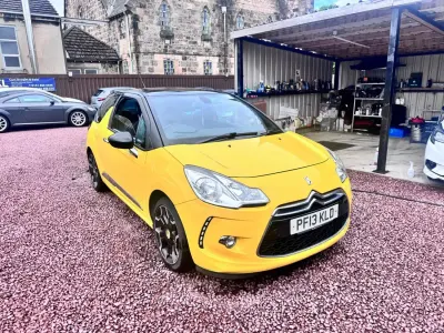 Usado Citroën DS3 2013 Amarillo Utilitario