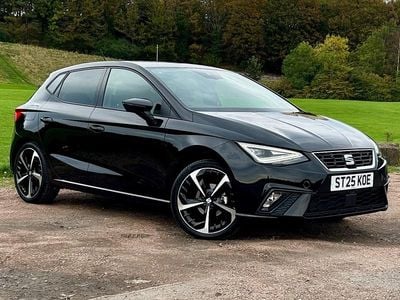 Begagnad Seat Ibiza FR Sport 94 HK (69 kW) 2025 Svart Halvkombi