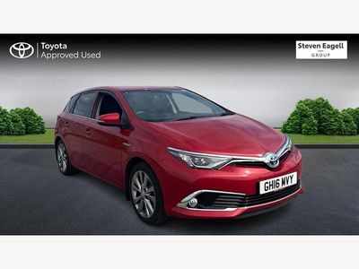 Used Toyota Auris Hybrid 2016 Red Hatchback