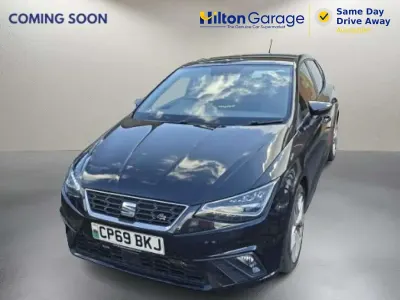 Usado Seat Ibiza FR 115 CV (84 kW) 2019 Negro Utilitario