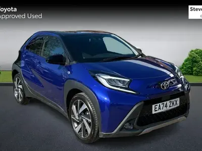 Used Toyota Aygo X 72 HP (52 kW) 2024 Blue SUV