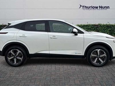 Begagnad Nissan Qashqai N-Connecta 190 HK (139 kW) 2023 Vit SUV