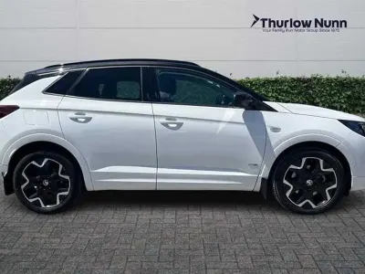 Used Vauxhall Grandland X Ultimate 225 HP (165 kW) 2023 White SUV