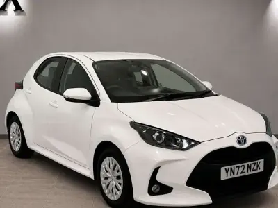 Used Mazda 2 116 HP (85 kW) 2022 White Hatchback