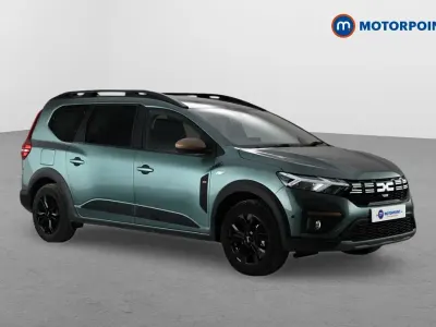 Begagnad Dacia Jogger Extreme 141 HK (103 kW) 2024 Grön Minibuss