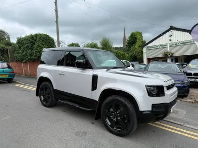 Used Land Rover Defender SE Dynamic 250 HP (183 kW) 2026 Grey SUV