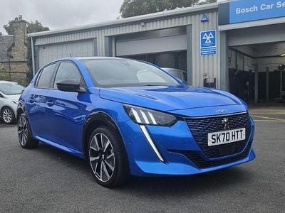 Peugeot e-208