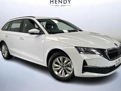 Moon white metallic Used 2025 Skoda Octavia SE Technology Estate | £21,499 (Fair price)