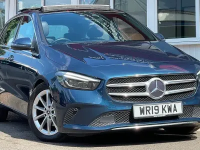 Used Mercedes B180 Premium Plus 116 HP (85 kW) 2019 Blue Hatchback
