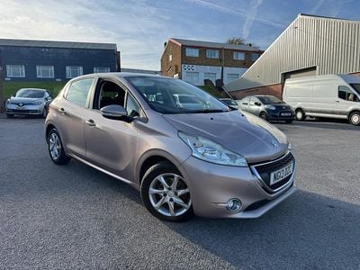 Used Peugeot 208 Active 2013 Pink Hatchback