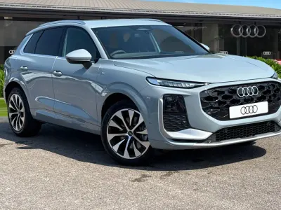 New Audi Q3 S-Line 193 HP (141 kW) 2026 Grey SUV