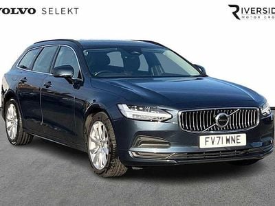 Used Volvo V90 Momentum 194 HP (142 kW) 2021 Blue Estate
