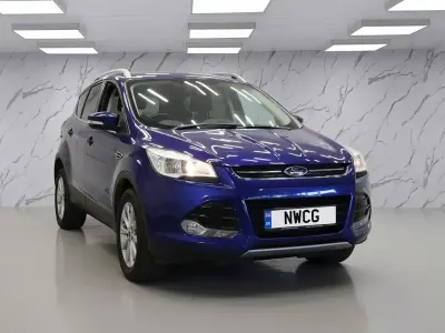 Begagnad Ford Kuga Titanium 150 HK (110 kW) 2015 Blå SUV