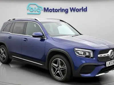 Usado Mercedes GLB200 AMG line 163 HP (119 kW) 2022 Azul SUV