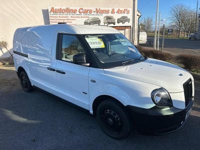 White Used 2023 LEVC VN5 City MPV | £13,950