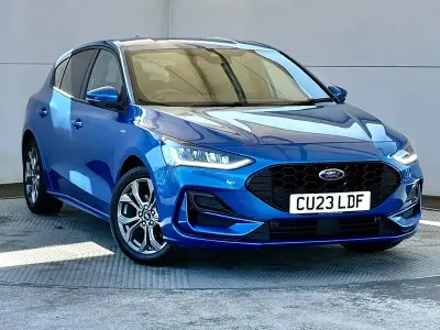 Used Ford Focus ST-Line 125 HP (91 kW) 2023 Blue Hatchback