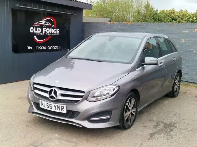 Begagnad Mercedes B180
