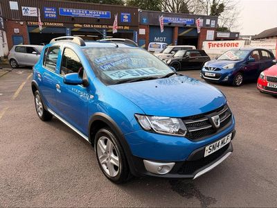 Used Dacia Sandero Lauréate 90 HP (66 kW) 2014 Blue Hatchback