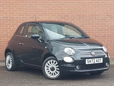Käytetty Fiat 500 Dolcevita 70 HP (51 kW) 2022 Musta Viistoperä