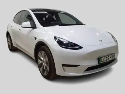 Begagnad Tesla Model Y RWD 11 kW (15 HK) 2023 SUV