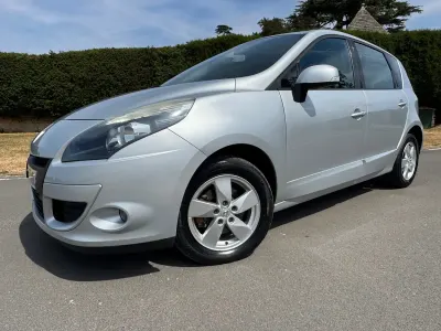 Used Renault Scénic III Dynamique 110 HP (80 kW) 2010 Silver MPV
