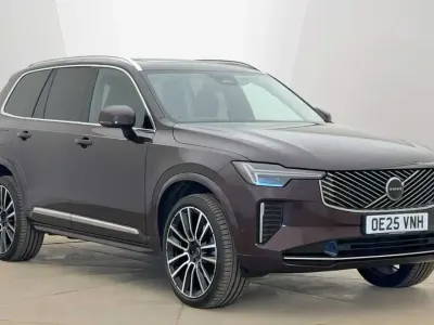 Used Volvo XC90 Ultra 247 HP (181 kW) 2025 Red SUV