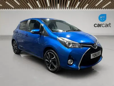 Used Toyota Yaris Design 99 HP (72 kW) 2016 Blue Hatchback