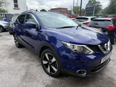 Used Nissan Qashqai N-Connecta 110 HP (80 kW) 2016 Blue SUV