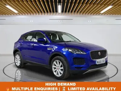 Usado Jaguar E-Pace S 180 HP (132 kW) 2018 Azul SUV
