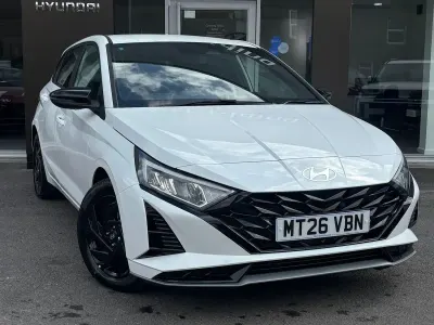 New Hyundai i20 Blackline 90 HP (66 kW) 2026 White Hatchback