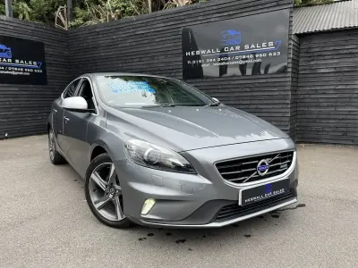 Used Volvo V40 R-Design 115 HP (84 kW) 2014 Grey Hatchback