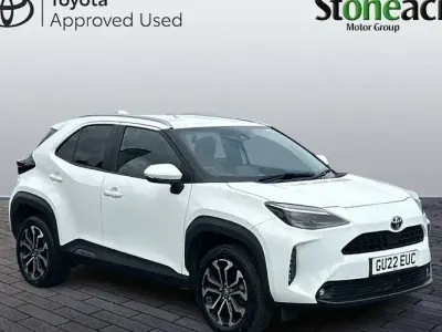 Used Toyota Yaris Cross Design 116 HP (85 kW) 2026 White SUV